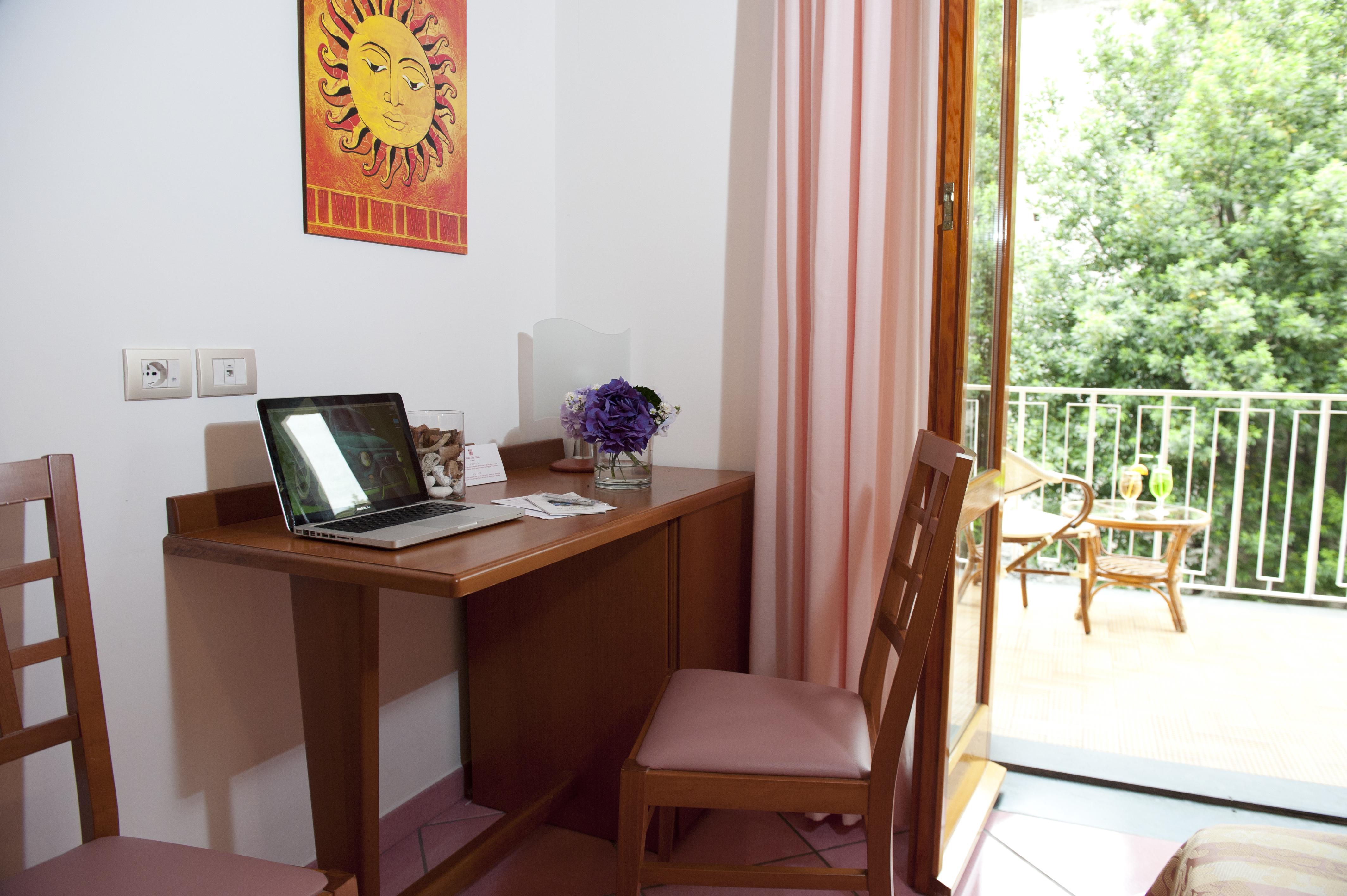 Hotel San Pietro Maiori Dış mekan fotoğraf