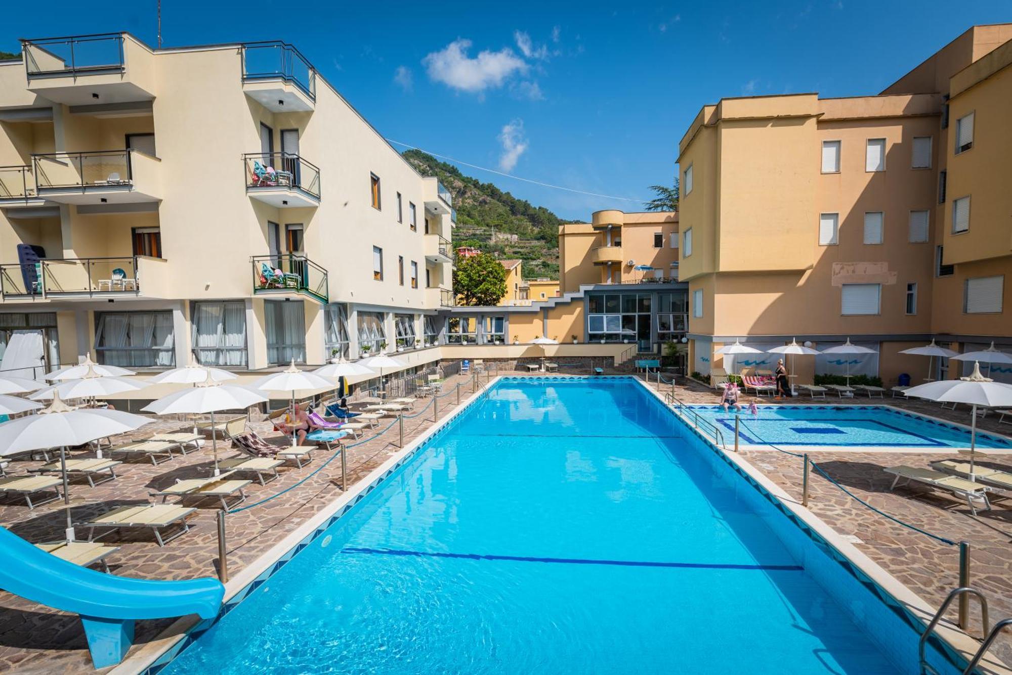 Hotel San Pietro Maiori Dış mekan fotoğraf